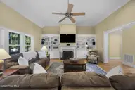 8762 Ramsbury Way, Wilmington, NC 28411 — 4-bedroom home in Plantation Landing, Wilmington, NC, photo 7 of 40
