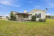 123 Wheaton Drive, Richlands, NC 28574 — 3-bedroom home in Cherrywoods, Richlands, NC, photo 4 of 26