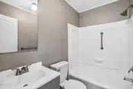 125 Woodleaf Lane, Jacksonville, NC 28540 — 3-bedroom manufactured home in King Estates, Jacksonville, NC, photo 20 of 34