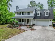 411 Candlewood Drive, Jacksonville, NC 28540 — 4-bedroom home in Riverwood Estates, Jacksonville, NC, photo 4 of 77: Briian (12 of 29)