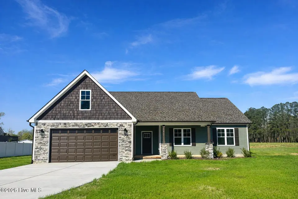 165 Bay Valley Road, Kenly, NC 27542 — 4-bedroom home, Kenly, NC, photo 1 of 26: IMG_5655