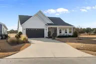 204 Taylorwood Drive, Beaufort, NC 28516 — 3-bedroom waterfront home in Beaufort Club, Beaufort, NC, photo 7 of 53: 4-web-or-mls-1S3A5544