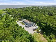 141 Pender Lane, Newport, NC 28570 — 3-bedroom manufactured home, Newport, NC, photo 2 of 36: 141 Pender Lane