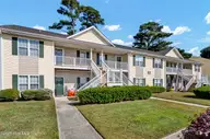 4615 Mcclelland Drive G202, Wilmington, NC 28405 — 2-bedroom condo in Holton Place Condominiums, Wilmington, NC, photo 4 of 32