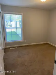 1000 S Claiborne Street S 0, Goldsboro, NC 27530 — 4-bedroom home in Woodford, Goldsboro, NC, photo 12 of 18: thumbnail_IMG_1625