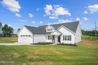 205 N Rabbit Run Drive, Smithfield, NC 27577 — 3-bedroom home, Smithfield, NC, photo 6 of 44: 04-205 N Rabbit Run Dr-4
