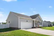 96 Oakley Drive, Princeton, NC 27569 — 3-bedroom home in Cloverdale Farm, Princeton, NC, photo 5 of 26: 004_file_8483