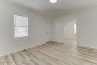 709 S 10th Street, Wilmington, NC 28401 — 2-bedroom home in Dawson-Castle Street, Wilmington, NC, photo 4 of 17