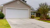 2104 Colony Plaza, Jacksonville, NC 28546 — 3-bedroom home in Heritage Square, Jacksonville, NC, photo 4 of 35