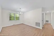 5 Forest Court, Jacksonville, NC 28540 — 3-bedroom home in Houston Heights, Jacksonville, NC, photo 5 of 36