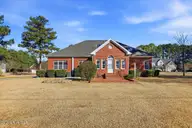 107 W Raintree Lane, Goldsboro, NC 27534 — 3-bedroom home in Raintree, Goldsboro, NC, photo 4 of 59: 01-107 W Raintree Ln-1