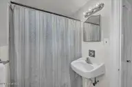 2940 Oleander Drive A2, Wilmington, NC 28403 — 1-bedroom condo in Oleander Court Condominiums, Wilmington, NC, photo 24 of 31: 014_img_0236_313