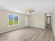 204 Wanda Drive, Pikeville, NC 27863 — 3-bedroom home in Sparrow Point, Pikeville, NC, photo 6 of 30: 18-204 Wanda Dr-18