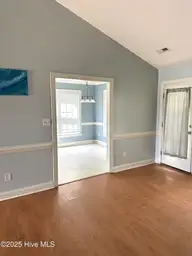 3846 Countryaire Drive, Ayden, NC 28513 — 3-bedroom home in Countryaire Village, Ayden, NC, photo 9 of 40: Living Room