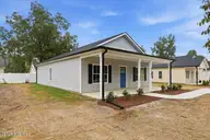 4274 Ellis Avenue, Farmville, NC 27828 — 3-bedroom home, Farmville, NC, photo 2 of 33: 02-4274 Ellis Ave-2