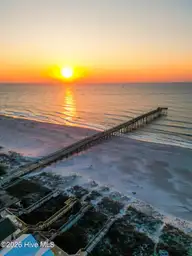 808 S Anderson Boulevard, Topsail Beach, NC 28445 — 4-bedroom home in New Topsail Beach, Topsail Beach, NC, photo 5 of 72