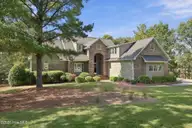 118 Jonathons Drive, West End, NC 27376 — 4-bedroom waterfront home in McLendon Hills, West End, NC, photo 5 of 69: 4-web-or-mls-IMG_9873