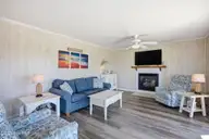 314 Sand Piper Lane, Holden Beach, NC 28462 — 3-bedroom home, Holden Beach, NC, photo 6 of 39: 18-web-or-mls-IMG_0543