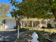 153 Balsam Road, Jacksonville, NC 28546 — 3-bedroom home in White Oak Estates, Jacksonville, NC, photo 1 of 15: IMG_2365