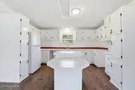 114 Duck Ridge Drive, Pikeville, NC 27863 — 3-bedroom manufactured home in Duck Ridge, Pikeville, NC, photo 19 of 37: 114 Duck Ridge Dr-19