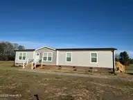 7600 Alice Court, Castalia, NC 27816 — 3-bedroom manufactured home in Culpepper Landing, Castalia, NC, photo 2 of 24: IMG_2154