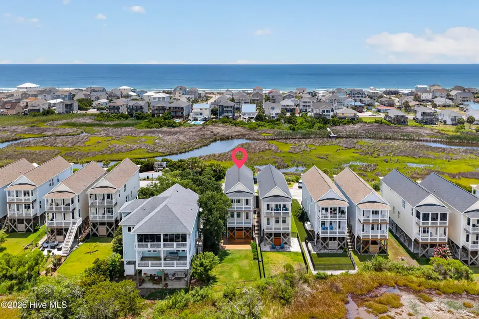 125 S Boca Bay Lane B, Surf City, NC 28445 — 4-bedroom waterfront townhome in Boca Bay, Surf City, NC, photo 1 of 63