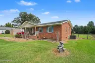 1461 Hill Road, Smithfield, NC 27577 — 3-bedroom home, Smithfield, NC, photo 3 of 13: 003_file_6317