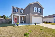425 Tributary Circle, Wilmington, NC 28401 — 4-bedroom home in Riverside, Wilmington, NC, photo 1 of 33