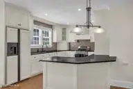 2821 Park Avenue, Wilmington, NC 28403 — 4-bedroom home in Glen Arden, Wilmington, NC, photo 7 of 37: Kitchen