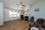 118 Ashley Place, New Bern, NC 28562 — 2-bedroom townhome in River Bend, New Bern, NC, photo 10 of 47: 118 Ashley Place, New Bern, NC 28562