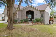113 Harold Avenue, Swansboro, NC 28584 — 3-bedroom waterfront home in Hurst Harbor, Swansboro, NC, photo 4 of 68