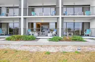 711 S Lumina Avenue 111, Wrightsville Beach, NC 28480 — 1-bedroom waterfront condo in Surf Motel Condo, Wrightsville Beach, NC, photo 12 of 16: Surf Suites 111 12