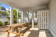 101 Bay Ridge Drive, Atlantic Beach, NC 28512 — 5-bedroom home in Bay Ridge, Atlantic Beach, NC, photo 20 of 56: 8-web-or-mls-1S3A7244