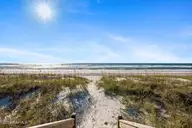 2005 Ocean Drive, Emerald Isle, NC 28594 — 4-bedroom waterfront home, Emerald Isle, NC, photo 4 of 31: IMG_4445