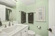 1707 Front Street, Beaufort, NC 28516 — 4-bedroom waterfront home, Beaufort, NC, photo 23 of 47: Full Bath