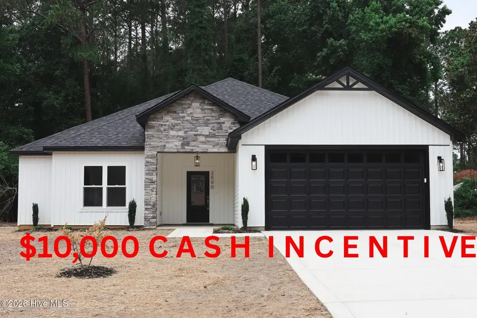 2500 Brookhaven Drive, Kinston, NC 28504 — 3-bedroom home in Westwood, Kinston, NC, photo 1 of 21: Brookhaven Dr