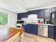 702 Dover Street, Southern Pines, NC 28387 — 2-bedroom condo in Hyland Hills, Southern Pines, NC, photo 7 of 23: CAM06310G6-PR0022-STILL012