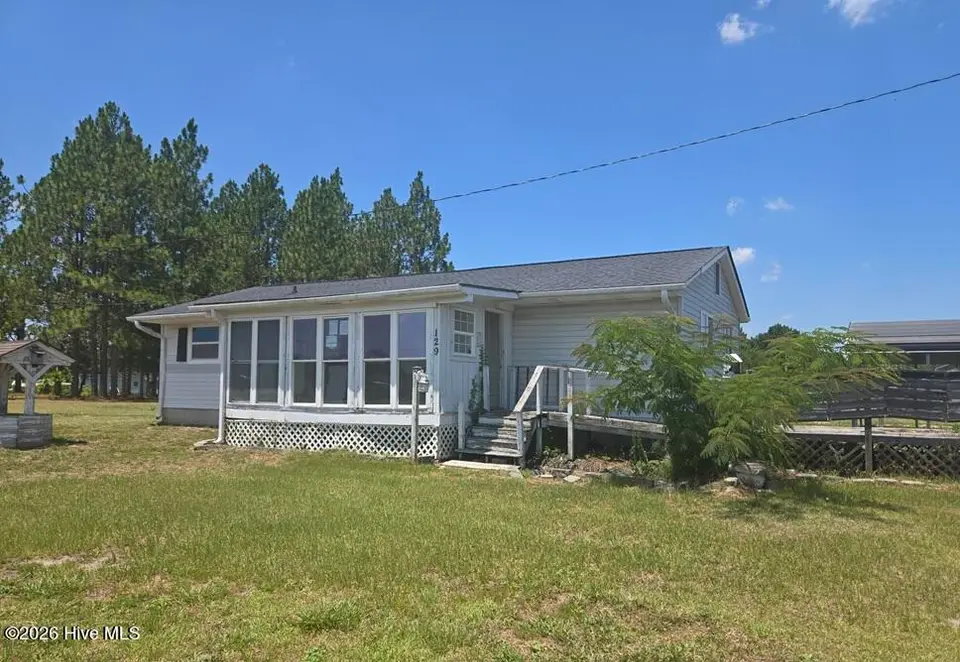 129 Pattie Lane, Maysville, NC 28555 — 3-bedroom home, Maysville, NC, photo 1 of 10