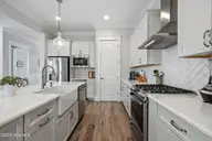 3726 White Cliffs Drive, Castle Hayne, NC 28429 — 4-bedroom waterfront home in River Bluffs, Castle Hayne, NC, photo 17 of 49: 3726 White Cliffs Dr MLS-27