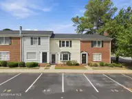 100 David Drive E15, Greenville, NC 27858 — 3-bedroom townhome in Twin Oaks, Greenville, NC, photo 2 of 27