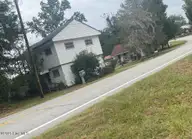 1300 Brices Creek Road, New Bern, NC 28562 — 3-bedroom waterfront home, New Bern, NC, photo 3 of 28: Screenshot_20250915_173654_Chrome