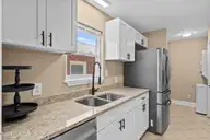 118 S 13th Street, Wilmington, NC 28401 — 3-bedroom waterfront home in Castle Dock, Wilmington, NC, photo 18 of 37: 118 S 13 16_kitchen