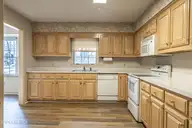 760 Pinehurst Trace Drive, Pinehurst, NC 28374 — 3-bedroom home in Pinehurst Trace, Pinehurst, NC, photo 8 of 31: Kitchen