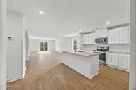 583 Summers Walk Road 108, Shallotte, NC 28470 — 3-bedroom home in Summers Walk, Shallotte, NC, photo 4 of 19: 9_kitchen