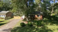 27 Croatan Avenue, Bath, NC 27808 — 3-bedroom home in Bayview, Bath, NC, photo 6 of 40: 2-web-or-mls-DJI_20260915155618_0174_D