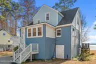 226 Shady Banks Beach Road, Washington, NC 27889 — 3-bedroom waterfront home in Shady Banks, Washington, NC, photo 3 of 56: 2-web-or-mls-LHV_8843