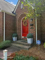 1431 Beal Street, Rocky Mount, NC 27804 — 3-bedroom home, Rocky Mount, NC, photo 4 of 23: Front Door