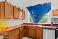 1503 National Avenue, New Bern, NC 28560 — 4-bedroom home in National Heights, New Bern, NC, photo 11 of 40: 1503 National Avenue