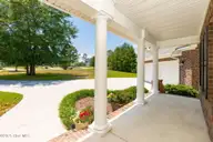 232 E Ivybridge Drive, Hubert, NC 28539 — 4-bedroom waterfront home in Kingsbridge II, Hubert, NC, photo 4 of 63: 4-web-or-mls-chadwick-visuals-232-e-ivey