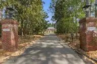 200 Hollycrest Drive, Pinehurst, NC 28374 — 4-bedroom home in Hollycrest, Pinehurst, NC, photo 2 of 80: 200 Hollycrest Drive-2